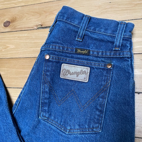 Wrangler Jeans 11x32 - Picture 2 of 6